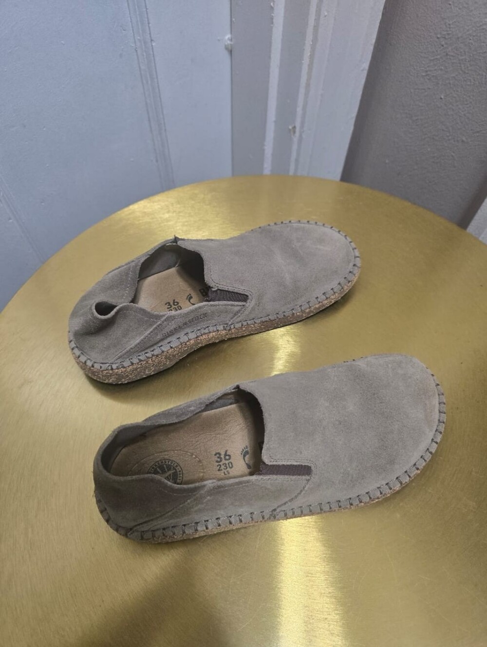 Birkenstock Callan Tan / Gray Taupe Suede Leather Shoes Sz 36 / L5 - Picture 4 of 10